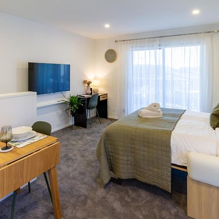 Luxury Studio With Balcony - Close To Supermarket كريستتشيرش المظهر الخارجي الصورة